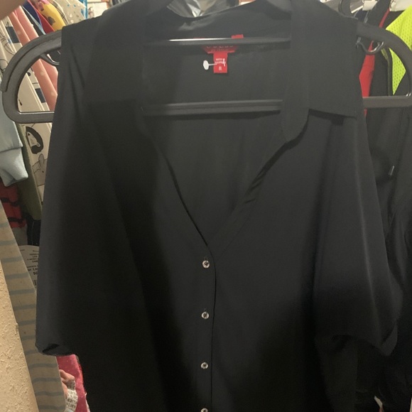 GUESS Top - Picture 2 of 2